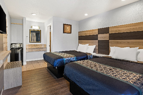 Bay Breeze Inn - Double Beds