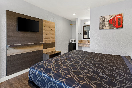Bay Breeze Inn - Amenities