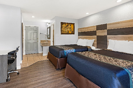 Bay Breeze Inn - Double Beds